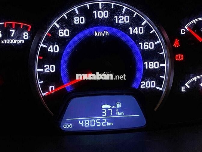 Hyundai Grand i10 2020 Hatchback 1.2 MT - 48000 km