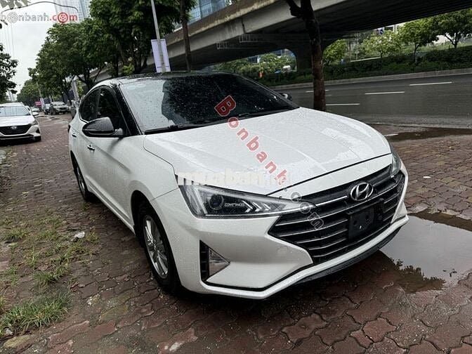 Hyundai Elantra 1.6 MT 2019