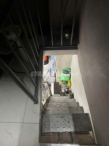 Bán nhà mặt tiền 400 đường Cộng Hòa, P.13, Q.Tân Bình, gần nhà ga T3