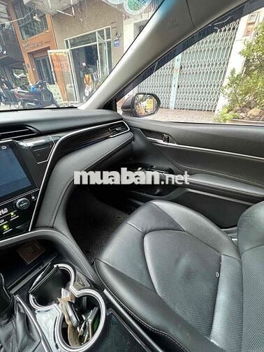 Toyota Camry 2020 2.0G - 75000 km