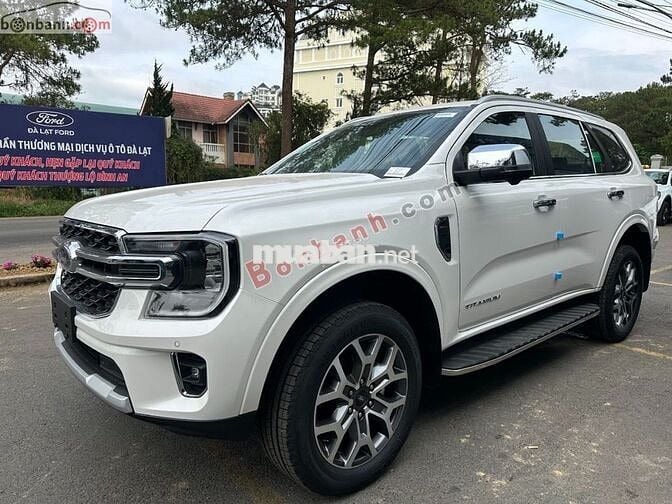 Ford Everest Titanium 2.0L 4x2 AT 2025