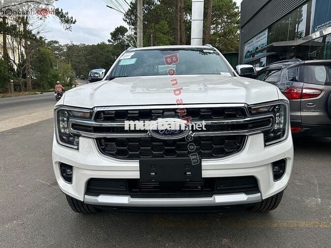 Ford Everest Titanium 2.0L 4x2 AT 2025