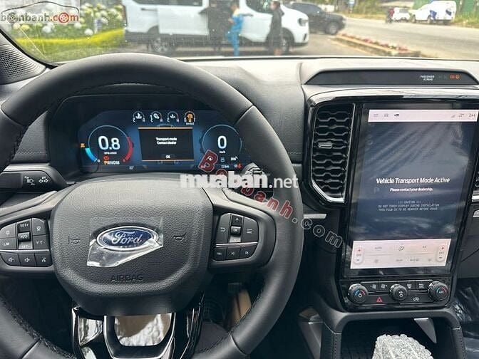 Ford Everest Titanium 2.0L 4x2 AT 2025