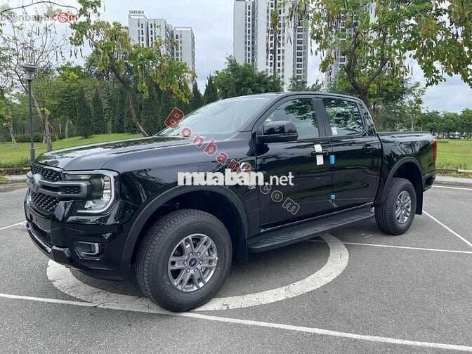 Ford Ranger XLS 2.0L 4x2 AT 2025 - 707 Triệu