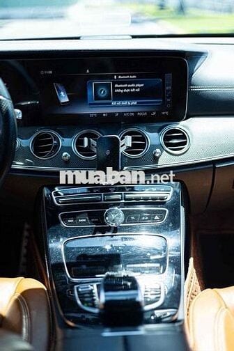 BÁN Mercedes Benz AMG E300 2017 - 10 vạn