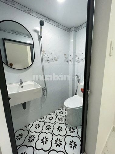 Nhà Hẻm 4m Đường Âu Dương Lân,P3Q8,DT 4mx7m, 1 Lầu,Giá 3,78 Tỷ (TL)
