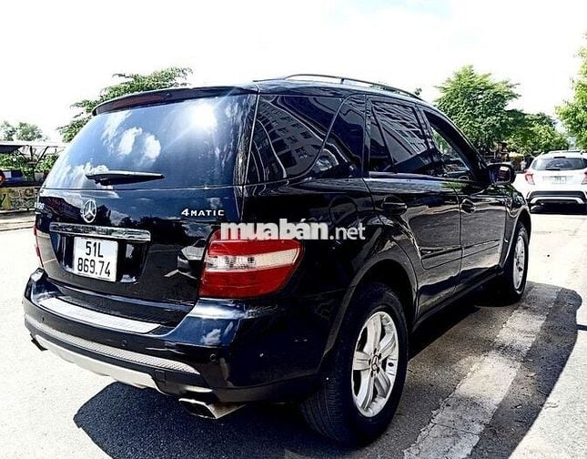 Bán rẻ Mercedes ML 350 ĐK 2010  Zin AZ độ full