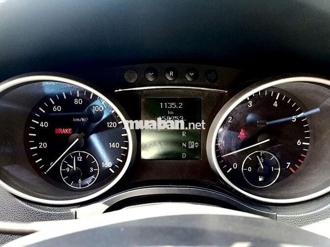 Bán rẻ Mercedes ML 350 ĐK 2010  Zin AZ độ full