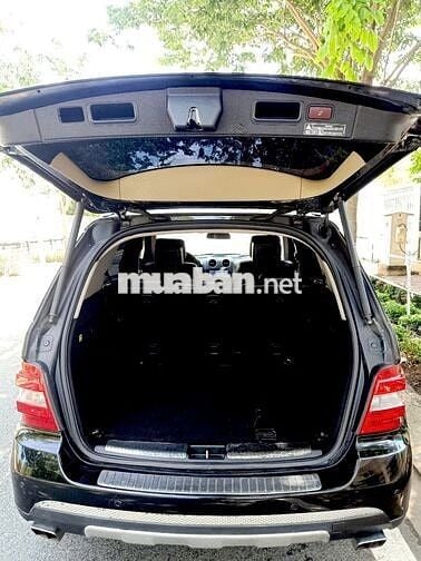 Bán rẻ Mercedes ML 350 ĐK 2010  Zin AZ độ full