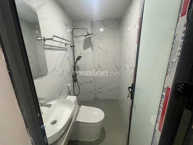 Nhà riêng phố nguyễn chính tân mai dt70m2x3,5t giá 20tr 