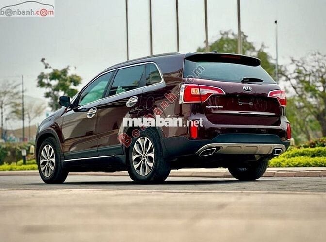 Kia Sorento full xăng 2018 chạy 9v zin.