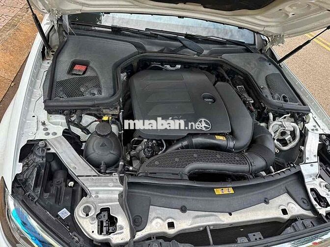 Mercedes Benz E Class 2019 E200 - 69000 km