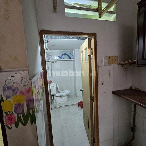 CHO THUÊ CHUNG CƯ Lầu 2 80m2 - 3PN 1WC 1 Bếp - TRUNG TÂM Q5 ,TPHCM