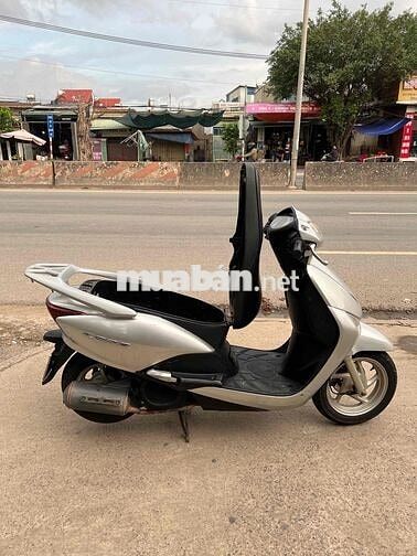 Cần bán xe Honda Lead Fi máy móc zin êm