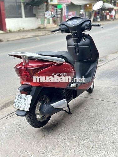 HONDA LEAD 110 ĐỜI 2011 -XE CÒN RẤT ĐẸP VÀ MỚI Ạ