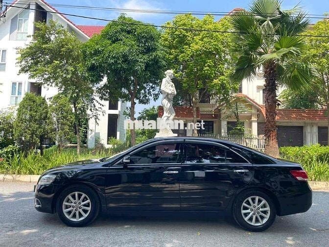 Toyota Camry 2011 - 14 km