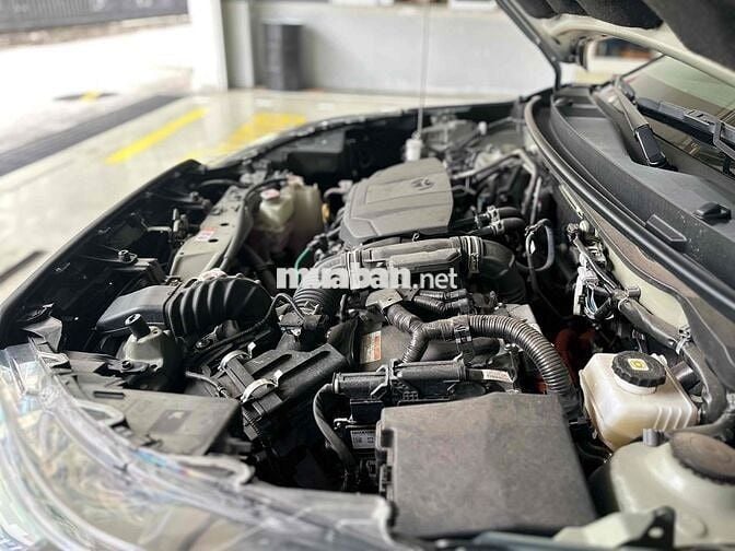 Toyota Yaris Cross 2023 HEV - 32000 km xe hydrid