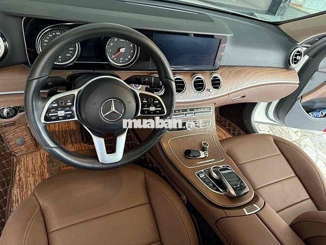 Mercedes Benz E Class 2019 E200 - 69000 km