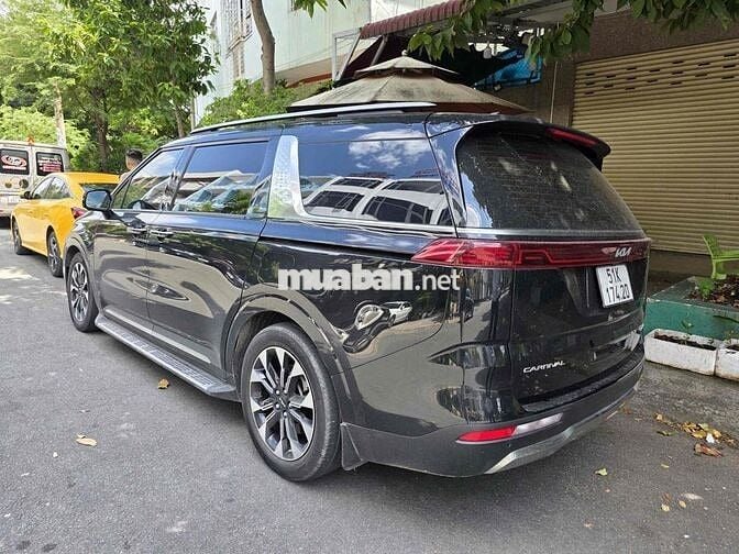Kia Carnival 2022 2.2D Signature 7 ghế