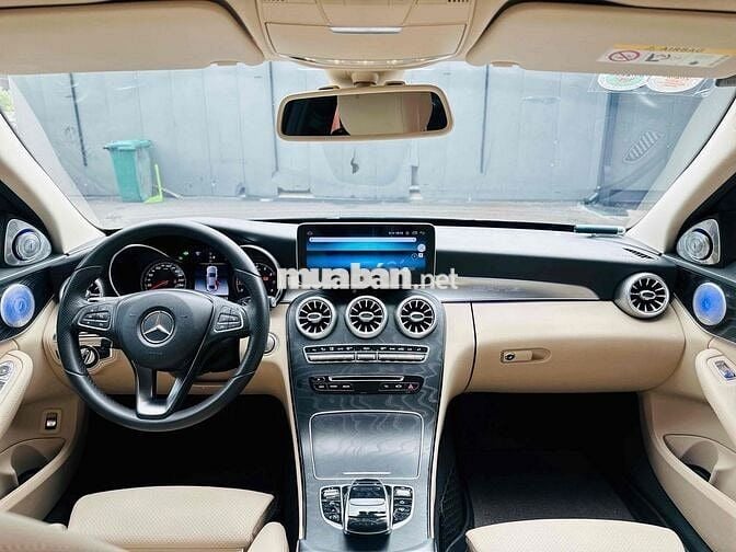 Mercedes Benz C200 Xanh/Kem 2017 Đẹp Long Lanh