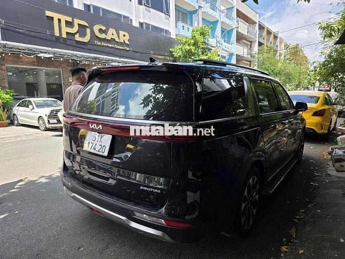 Kia Carnival 2022 2.2D Signature 7 ghế