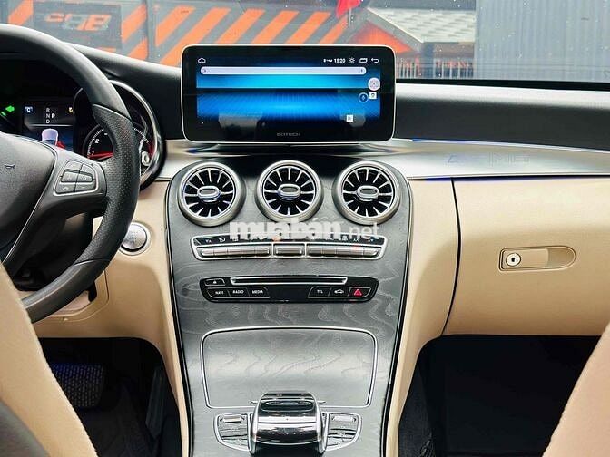 Mercedes Benz C200 Xanh/Kem 2017 Đẹp Long Lanh
