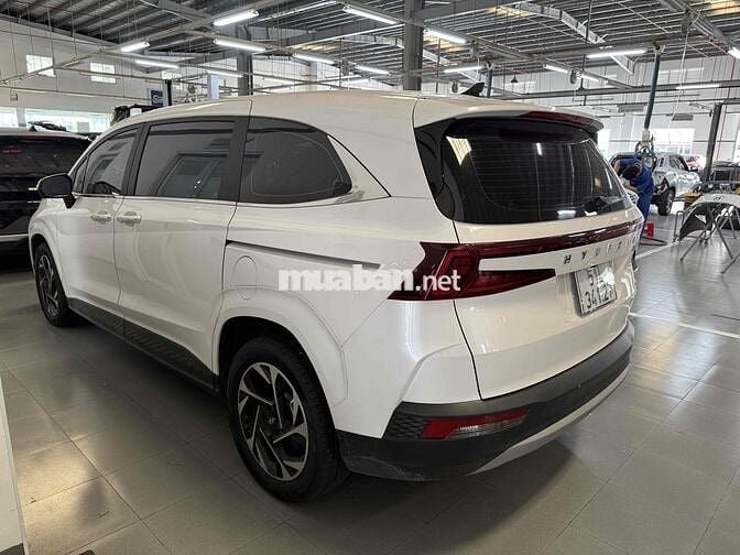 Hyundai Custin 2024 Cao Cấp 2.0T - 19000 km