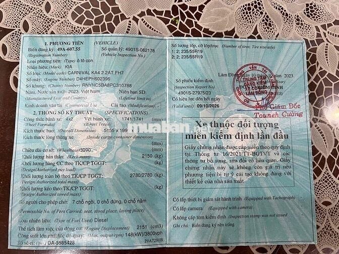 Carnival 2023 siêu lướt 18.000km như xe thùng