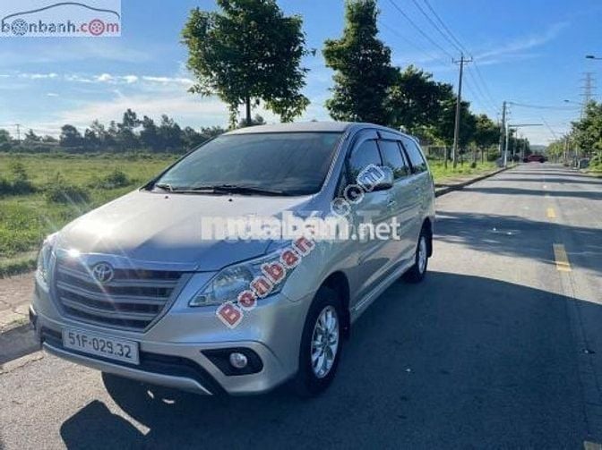 Toyota Innova 2.0E 2014