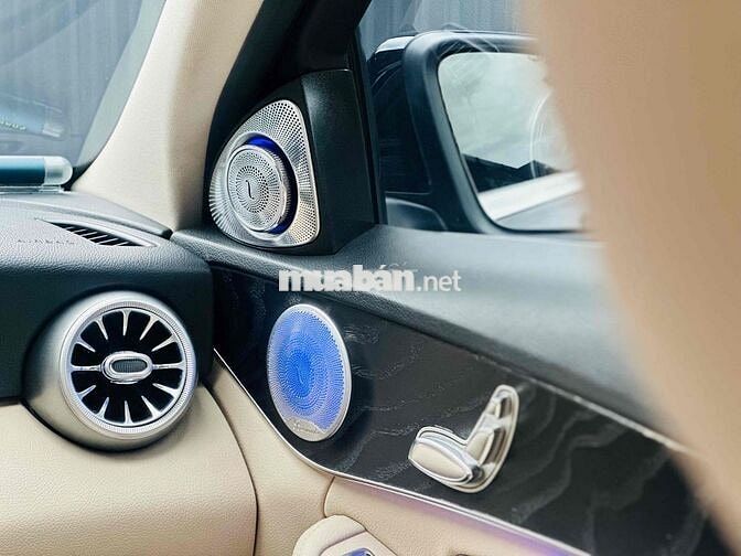 Mercedes Benz C200 Xanh/Kem 2017 Đẹp Long Lanh