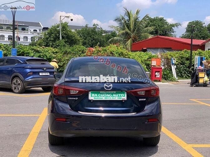 ✓ Mazda 3 Luxury 1.5 AT 2019