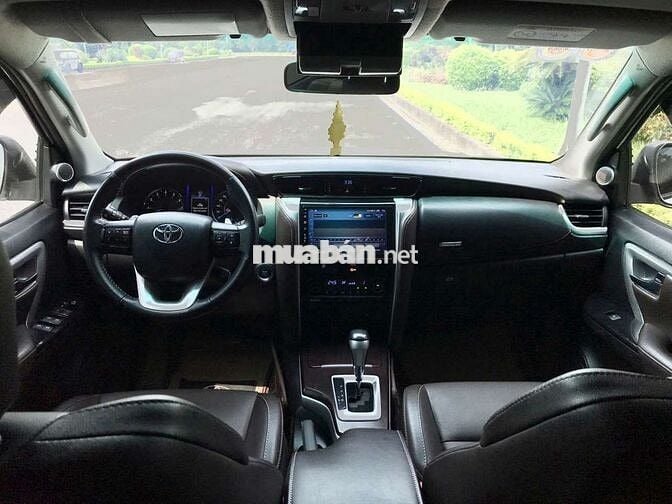 TOYOTA FORTUNER 2.7V MODEL 2019