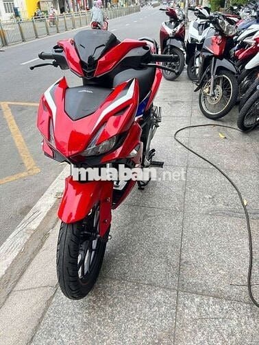 Honda winner v3 ABS 2023 mới 90% bs64 chính chủ