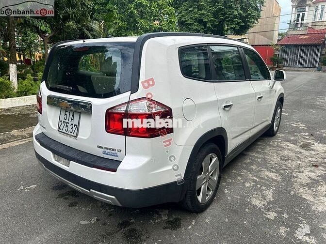 Chevrolet Orlando 2011 – Số sàn, 7 chỗ