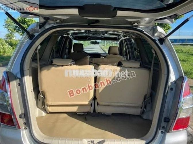 Xe một chủ mua mới innova cuối 2014 bản 2.0E