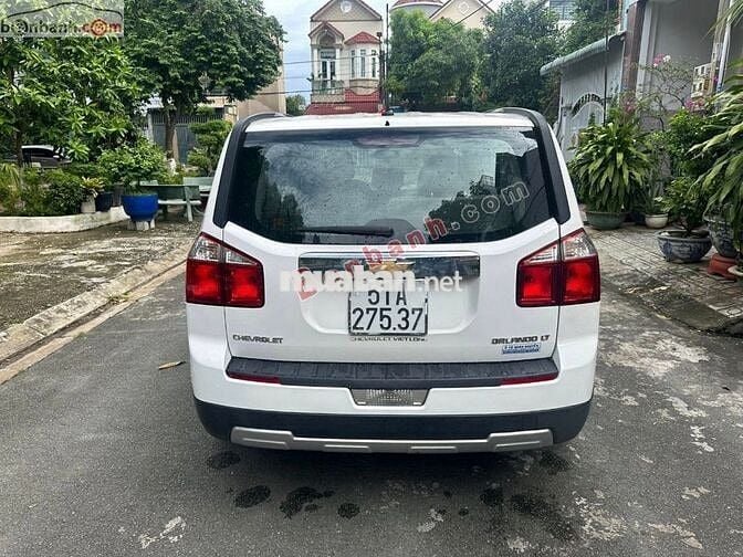 Chevrolet Orlando 2011 – Số sàn, 7 chỗ