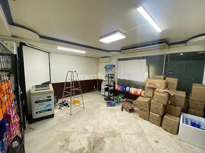 Cho thuê mặt bằng 144m2 - Trung tâm Phú Mỹ Hưng 