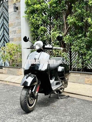 Vespa Super GTS iget ABS odo zin 7.000 km