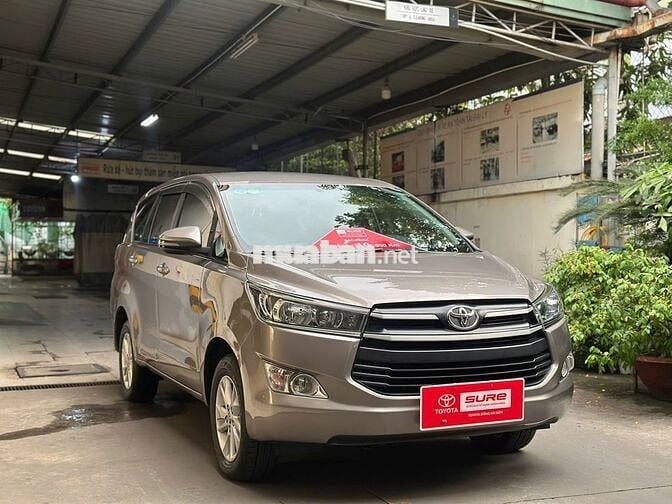 Toyota Innova 2.0E MT - Sản xuất 2020