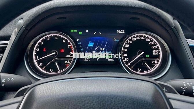 Toyota Camry 2.5Q 2024 lướt 8. 000 km