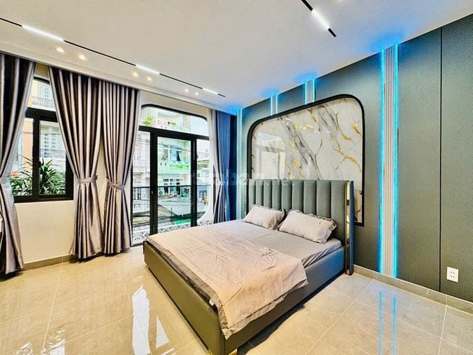Bán nhà mặt tiền đường 8m Phan Huy Ích, Gò Vấp, 4,5x16m, 1 lửng, 3 lầu