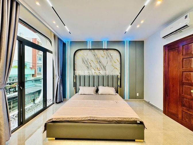 Bán nhà mặt tiền đường 8m Phan Huy Ích, Gò Vấp, 4,5x16m, 1 lửng, 3 lầu