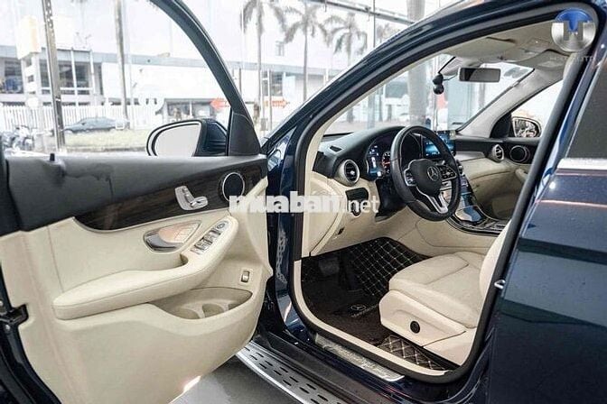 Mercedes Benz GLC 2021 200 - 34000 km