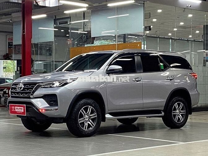 Toyota Fortuner 2.4 AT – Máy dầu – Đời 2022
