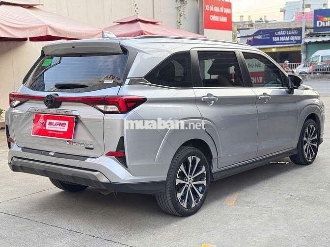 Toyota Veloz Cross Top – 2023