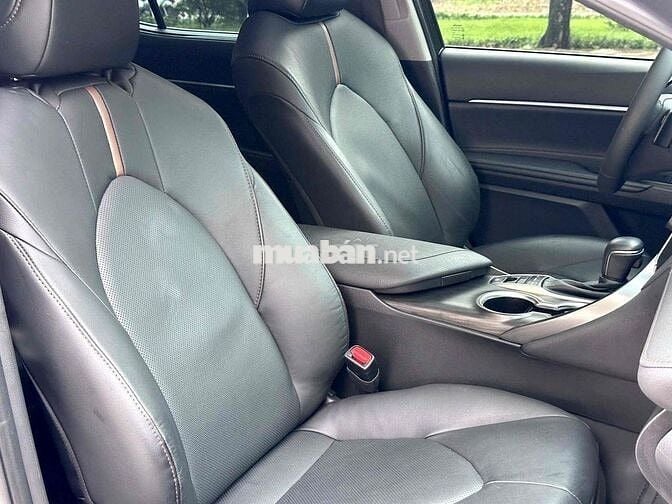 Toyota Camry 2.5Q 2024 lướt 8. 000 km