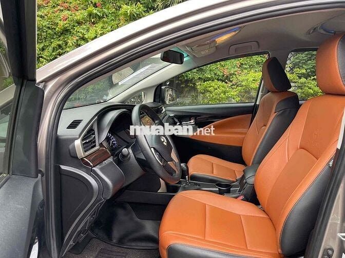 Toyota Innova 2019 2.0G Xem xe còn thương lượng