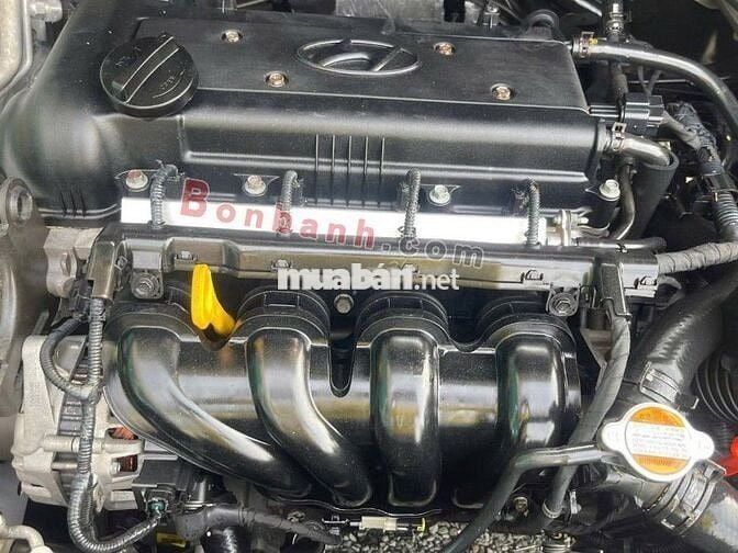 Hyundai i20 nhập khẩu 2011 – Full option