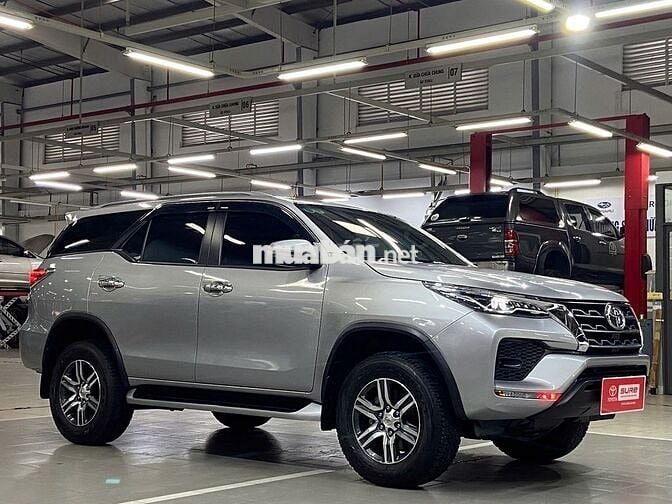 Toyota Fortuner 2.4 AT – Máy dầu – Đời 2022