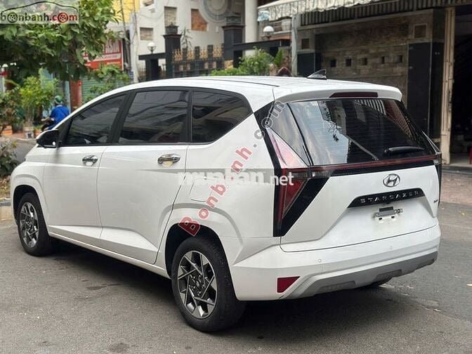 Hyundai Stargazer Cao cấp 1.5 AT 2022